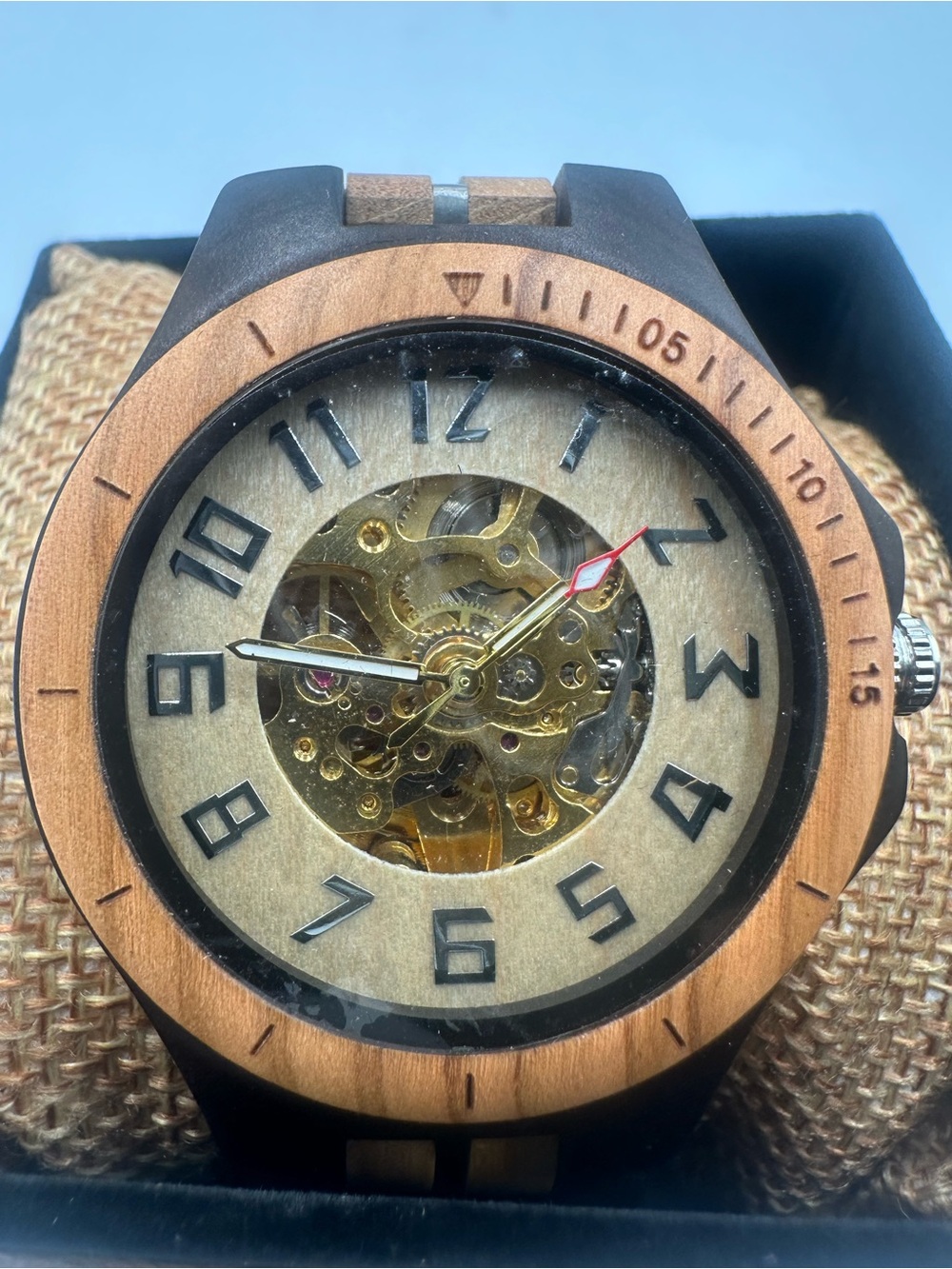 AVANTWOOD Skeleton Automatic Mechanical Watch - Picture 3 of 5